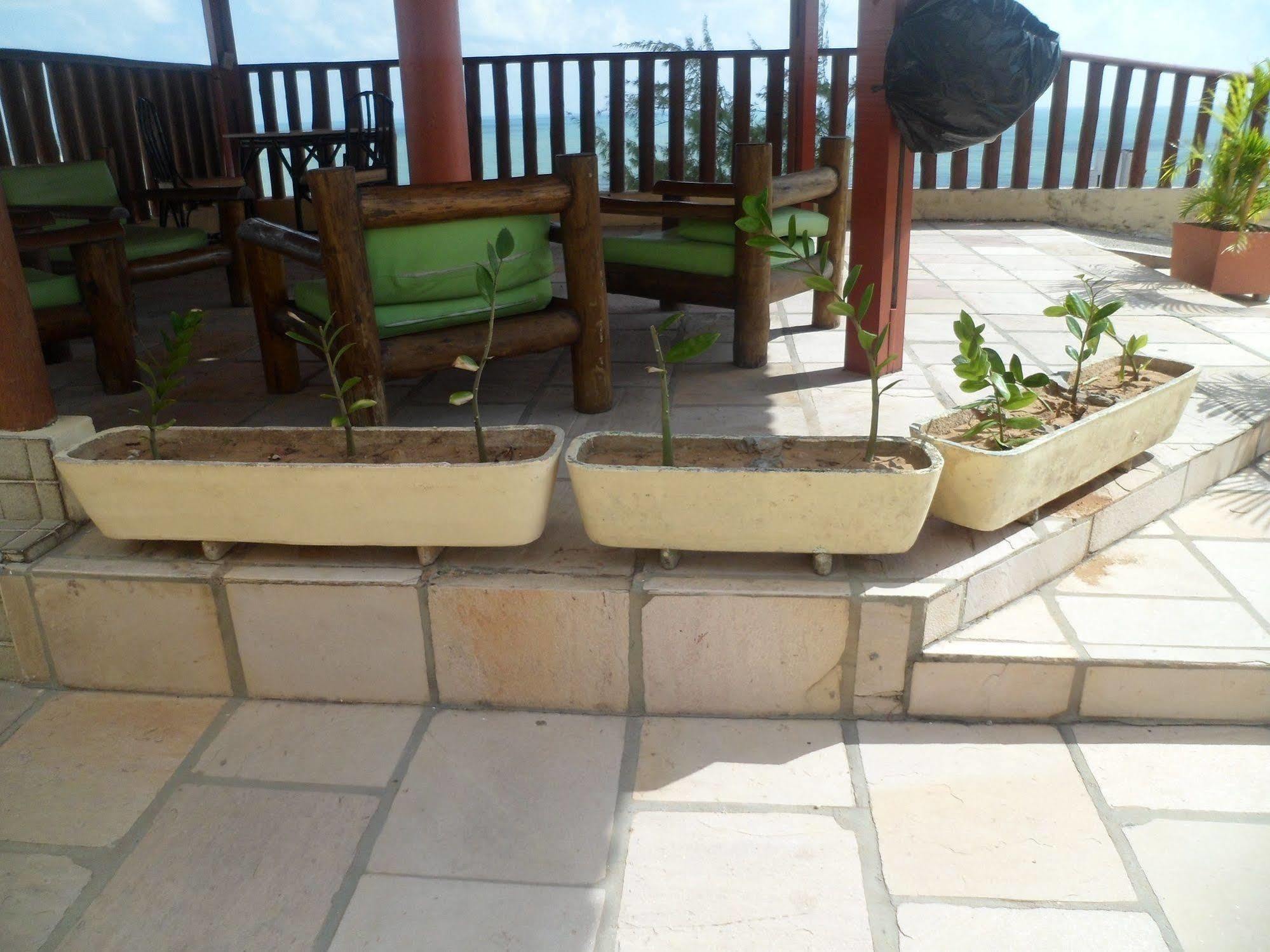Laina'S Place Hotel Natal Exteriör bild